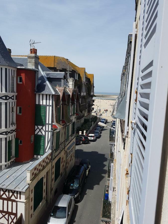 Duplex 50 M2 Au Pied Des Planches Apartment ทรูวิลล์-ซูร์-แมร์ ภายนอก รูปภาพ